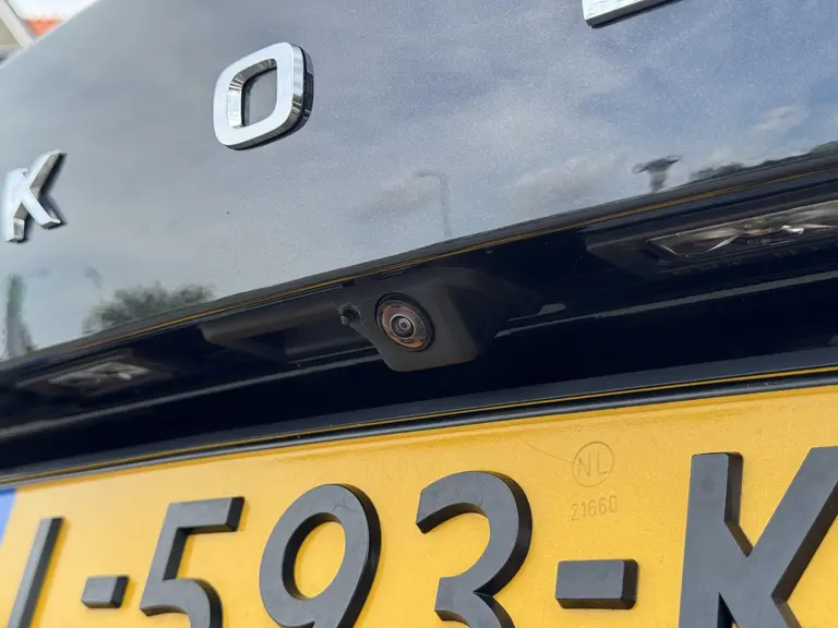 Skoda Octavia Combi Sport Business 1.5 e-TSI 150PK DSG7 Automaat Navigatie, Keyless, Achteruitrijcamera, Elektrische Kofferbak, Apple Carplay, Android Auto afbeelding 11