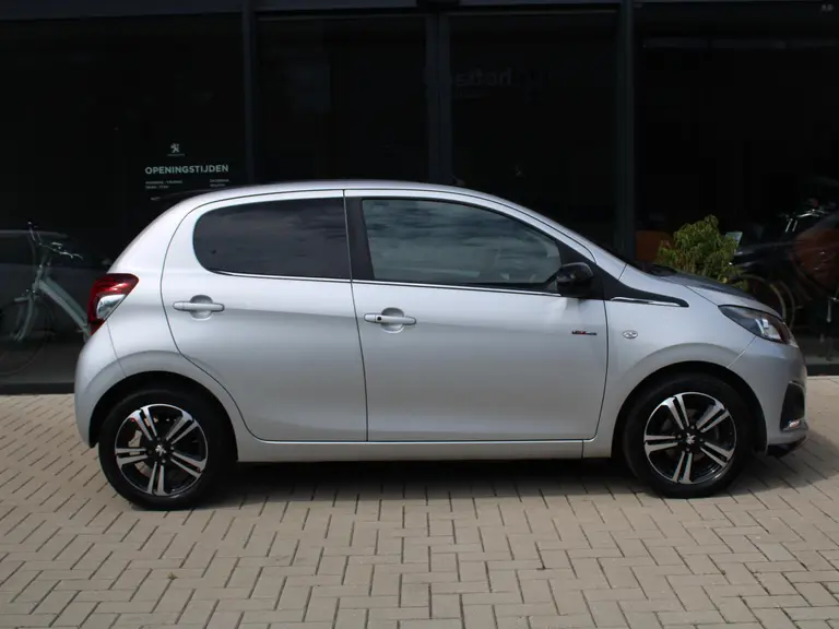 Peugeot 108 1.0 e-VTi 72PK GT-Line Achteruitrijcamera, Navigatie, Apple Carplay/Android Auto afbeelding 9