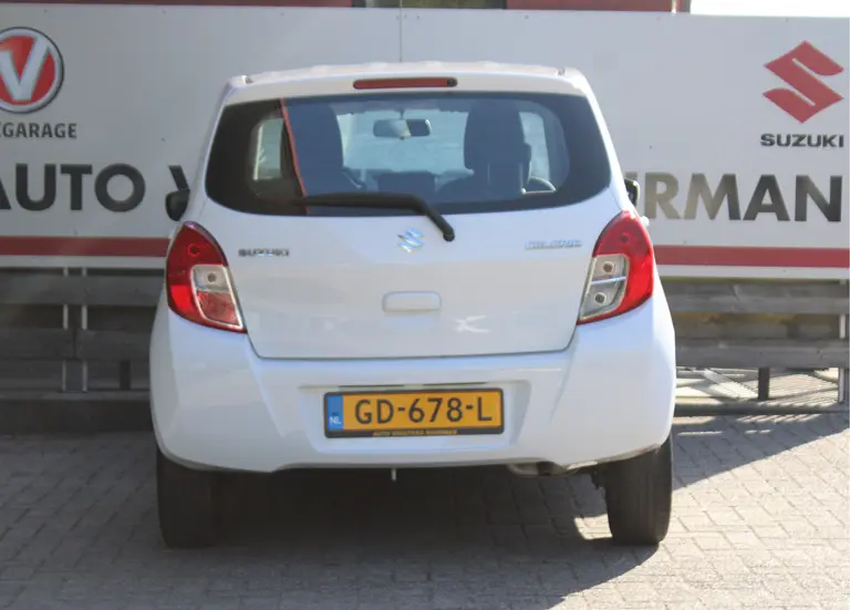 Suzuki Celerio 1.0 Exclusive Bluetooth, Airco, Lichtmetalen Velgen, Elektrische Ramen Voor en Achter afbeelding 11