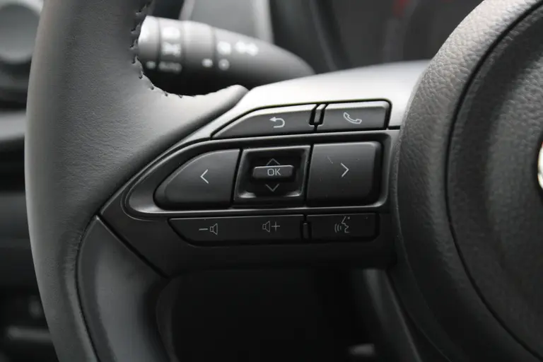 Toyota Aygo X 1.0 VVT-i S-CVT Play Achteruitrijcamera, DAB+ Radio, Airco, Bluetooth, Cruise Control Adaptief afbeelding 26