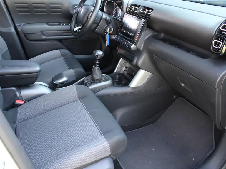 Citroën C3 Aircross Shine 1.2 PureTech 110PK Navigatie, Parkeerhulp voor en achter + Camera, Apple Carplay/Android Auto, Trekhaak afbeelding 30