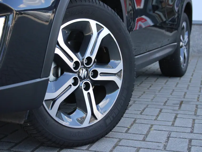 Suzuki Vitara 1.6 High Executive Automaat afbeelding 2