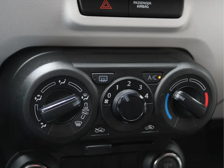 Suzuki Ignis 1.2 Select 90PK Automaat Trekhaak, Carplay/Android Auto, Achteruitrijcamera, Stoelverwarming Voor, Airco afbeelding 21
