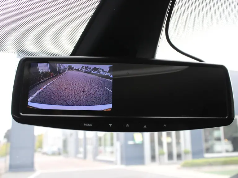 Nissan Micra N-Design 1.0 IG-T 92PK Navigatie, Parkeersensoren, Airco, Bose Audio, Apple Carplay, Android Auto afbeelding 22