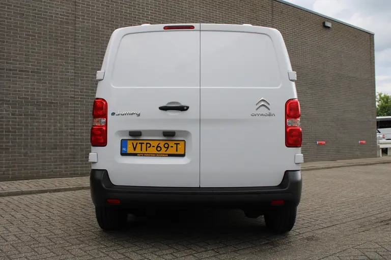 Citroën Jumpy Club M 50 kWh Cruise control, Airco, Apple carplay/Android auto, Radio, Elek.bediende ramen en spiegels afbeelding 8