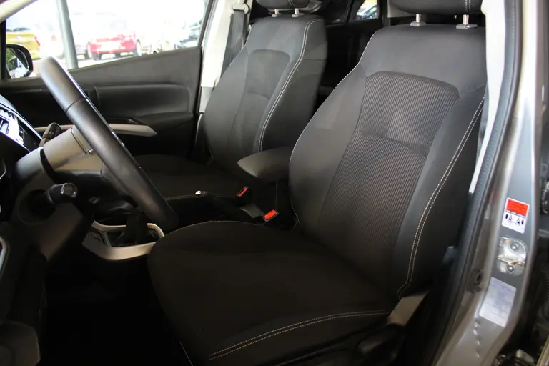 Suzuki S-Cross 1.0 Boosterjet Exclusive Achteruitrijcamera, Navigatie, Cruise Control, Voorstoelen Verwarmd, Regensensor afbeelding 6