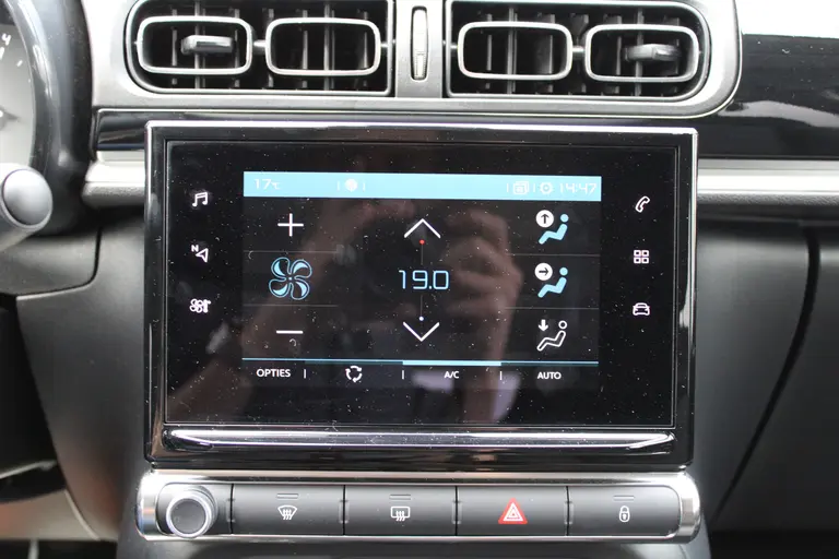 Citroën C3 1.2 PureTech Max 110pk, Automaat, Keyless Entry/Start, Airco, DAB, CruiseControl afbeelding 23