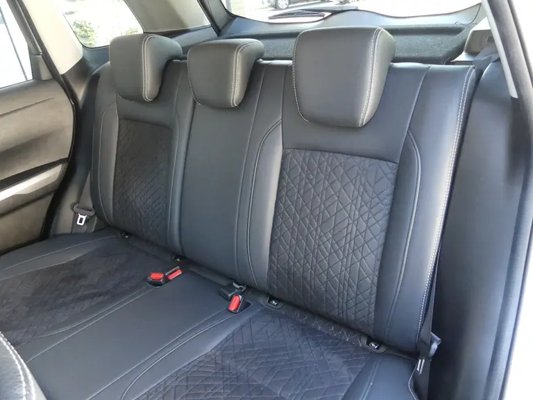 Suzuki Vitara 1.5 Hybrid Style Automaat, Panoramadak, Navigatie afbeelding 23