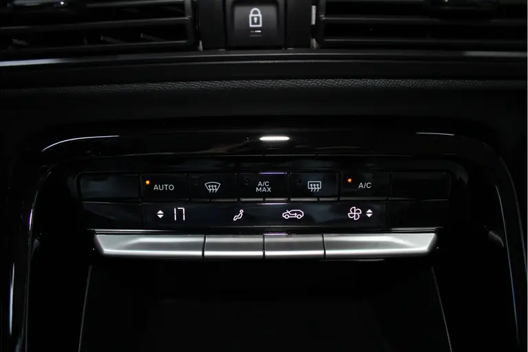Citroën C3 1.2 100PK Turbo Max Navigatie, Achteruitrijcamera, Climate Control, Cruise Control, Apple Carplay, Android Auto afbeelding 20