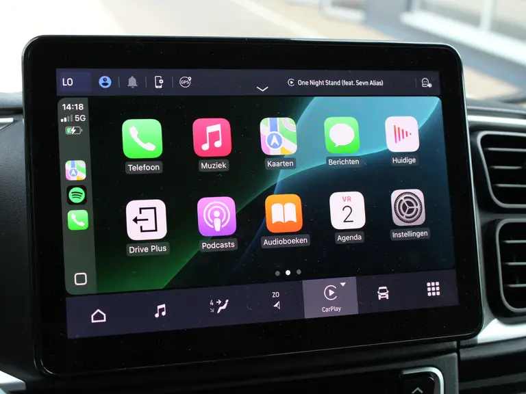 Citroën Jumper 2.2 BlueHDi 140PK L2H2 3.5t EAT8 Automaat Navigatie, Achteruitrijcamera, Trekhaak, Climate Control, Apple Carplay, Android Auto afbeelding 24