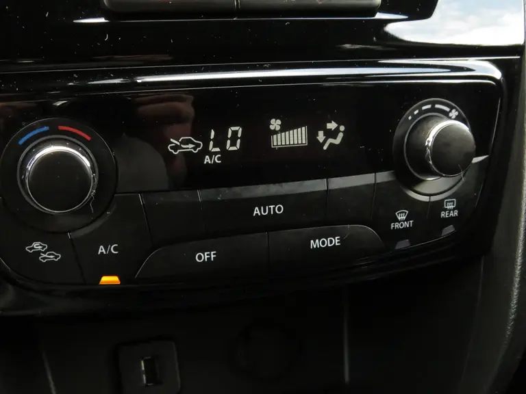 Suzuki Vitara 1.0 Boosterjet Select 1e Eig, Dealer Onderhouden, Cruise control En Android/Apple Carplay afbeelding 20