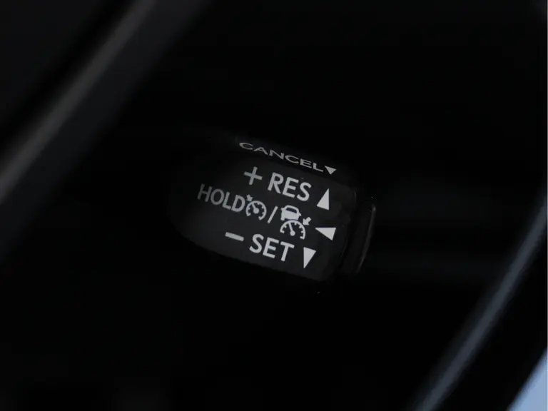 Toyota C-HR 1.8 Hybrid Dynamic Automaat Navigatie, Cruise Control Adaptief, Parkeersensoren Voor en Achter, Airco Automatisch afbeelding 34