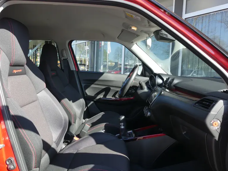 Suzuki Swift 1.4 Sport Smart Hybrid 141PK, NL Auto, Navigatie, Cruise & Climate control, Apple Carpl/andr auto afbeelding 8