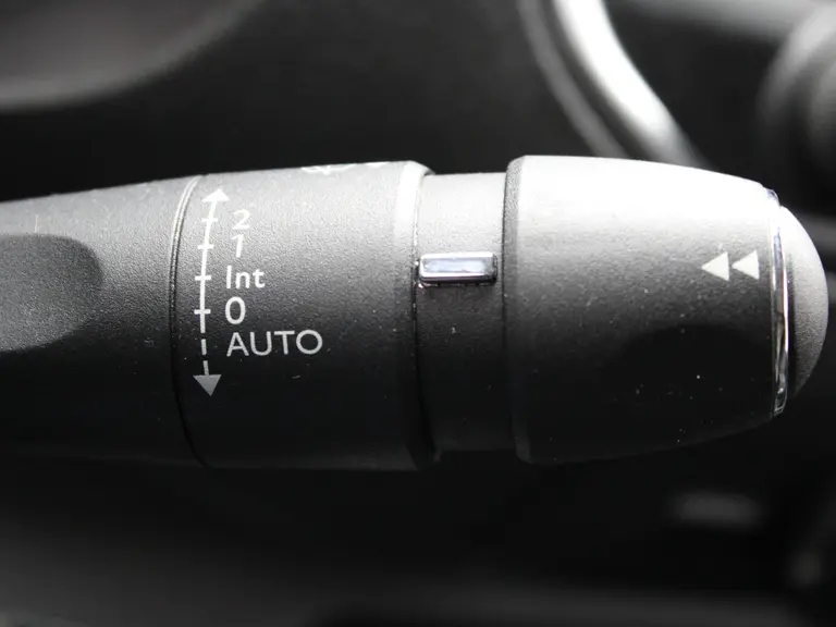 Peugeot Expert Premium Pack 2.0 BlueHDI 120PK 231C Navigatie, Parkeersensoren Achter, Cruise Control, Airco, Bluetooth, Grip Control afbeelding 21