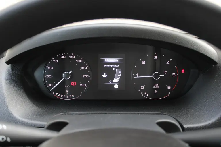 Citroën Jumper 2.2 BlueHDi 120 S&S L2H1 3.0t Airco, Achteruitrijcamera, Cruise Control, Trekhaak afbeelding 16