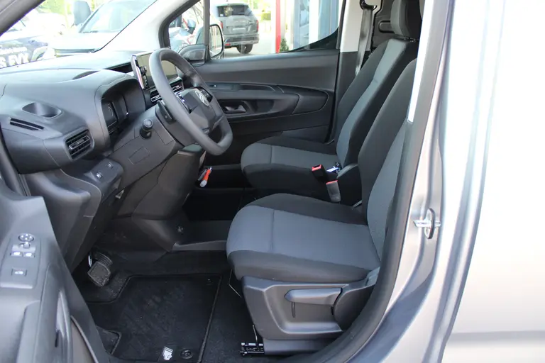 Citroën Berlingo 1.5 BlueHDi 130 EAT8 S&S L1 Automaat Cruise/Climate control, Apple carplay/Android auto, Mistlampen, 16"LM velgen, afbeelding 10