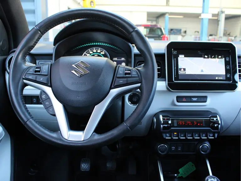 Suzuki Ignis 1.2 Smart Hybrid Style Multimediasysteem, Cruise control, Climate control, Stoelverwarming, Parkeercamera afbeelding 11