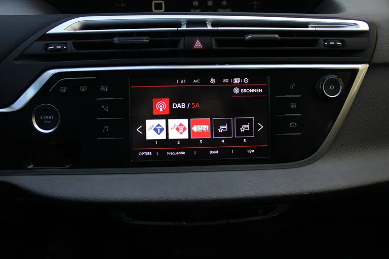 Citroën Grand C4 Spacetourer 1.2 PureTech Shine Automaat 7 zits Cruise/Climate control, Navigatie, Apple Carplay/Android auto,  Audio/DAB, Keyless entry/Start afbeelding 21