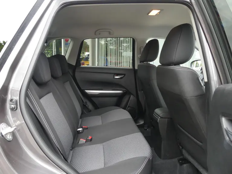 Suzuki Vitara 1.4 Boosterjet Select Smart Hybrid Navigatie, Cruise Control, Apple Carpl/Andr Auto afbeelding 25
