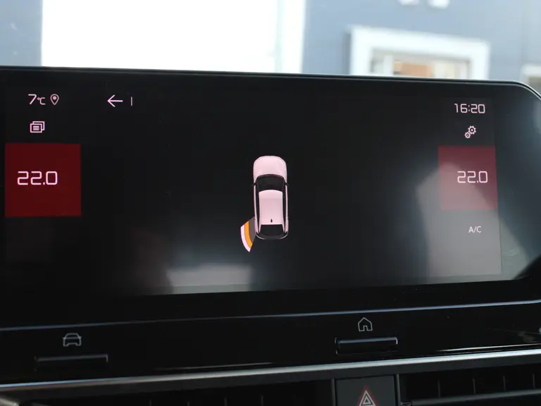 Citroën C4 1.2 Puretech 100PK Feel Navigatie, Parkeersensoren Achter, Cruise Control, Climate Control, Led Koplampen afbeelding 24