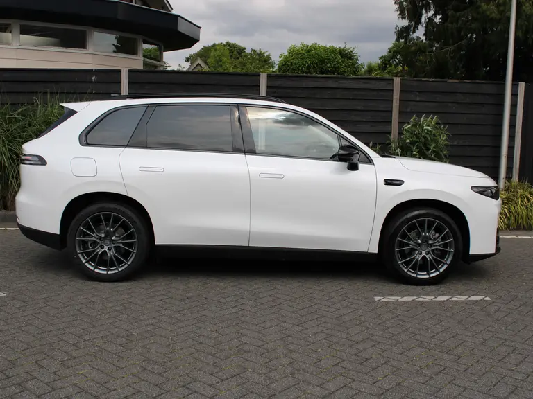 Leapmotor C10 REEV Design 28.4 kWh Camera systeem rondom, Stoelverwarming/koeling, Panoramadak, Navigatie afbeelding 7