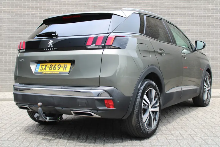 Peugeot 3008 1.2 PureTech Allure Automaat, Trekhaak, Navigatie, CruiseControl, Applecarpl./Andr. Auto afbeelding 4