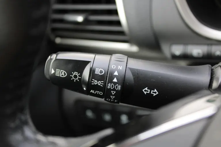Mitsubishi Eclipse Cross 1.5 DI-T First Edition , Trekhaak, All-Seasons en maar 53000 km! afbeelding 22