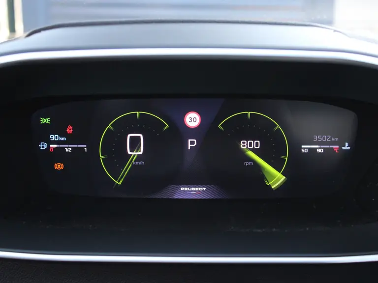 Peugeot 2008 1.2 PureTech 130PK GT EAT8 Automaat Alcantara Leder, Navigatie, Stoelverwarming & Massage, 360 Camera, Keyless afbeelding 21