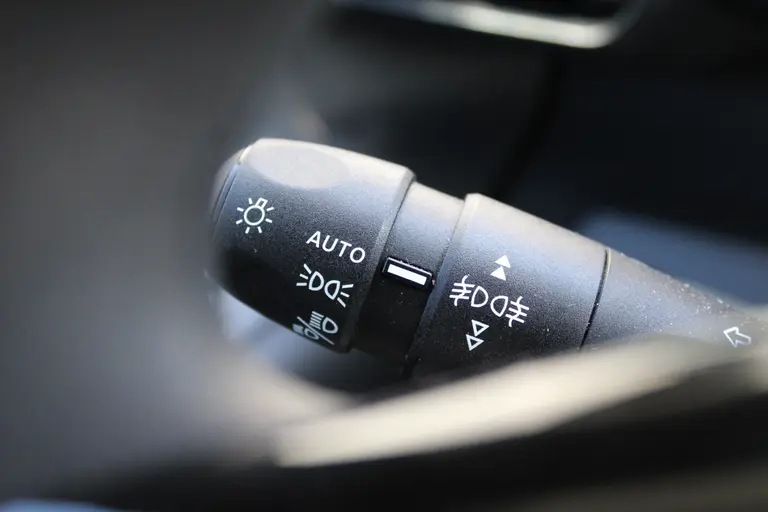 Peugeot Partner 1.5 BlueHDi 100PK S&S L1 Navigatie, Achteruitrijcamera, Trekhaak, Dab, Bluetooth, Parkeersensoren voor & achter afbeelding 18