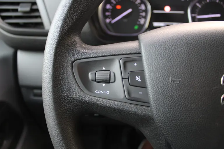 Citroën Jumpy 2.0 BlueHDI 120 XL Driver Trekhaak, Navigatie, Airco, Dodehoek detector, Camera, Laadruimte betimmering, Parkeer sensoren afbeelding 16