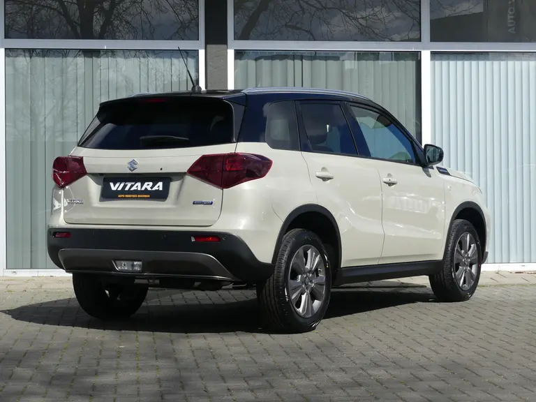Suzuki Vitara 1.4 Boosterjet Select Smart Hybrid Nieuw Uit voorraad leverbaar! 6 jaar fabrieksgarantie! afbeelding 4
