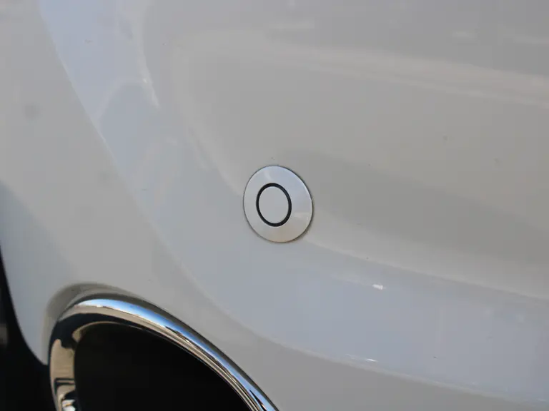 Nissan QASHQAI 1.6 164PK N-Connecta Navigatie, Camera en parkeerhulp rondom, Cruise Controle, Trekhaak. Keyless afbeelding 4