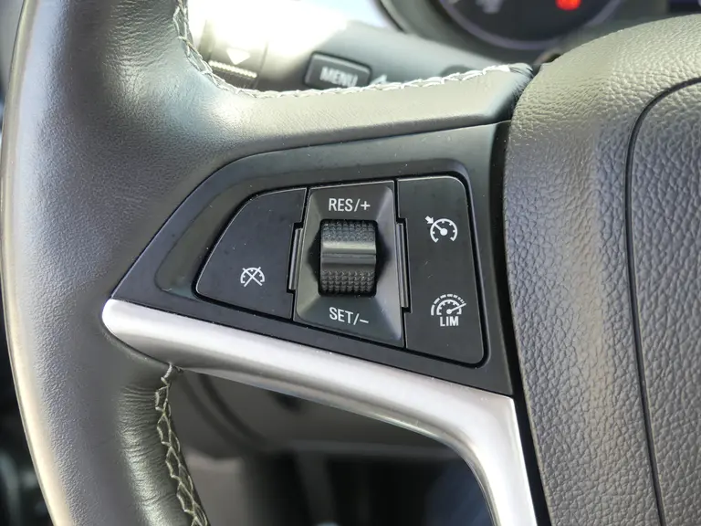 Opel Mokka X 1.4 Turbo 120 Jaar Edition, Trekhaak Cruise control, Parkeersensoren voor + achter, Camera, afbeelding 13