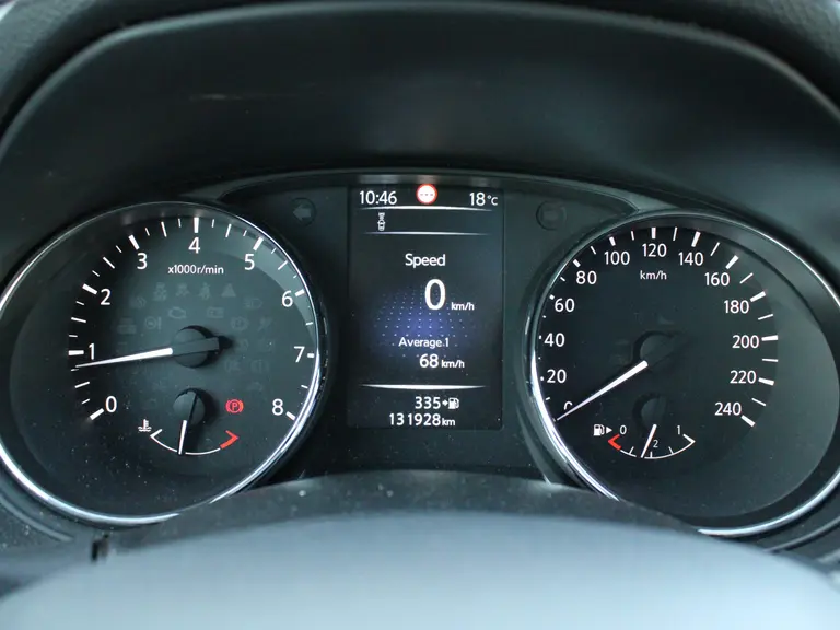 Nissan QASHQAI 1.6 164PK N-Connecta Navigatie, Camera en parkeerhulp rondom, Cruise Controle, Trekhaak. Keyless afbeelding 22