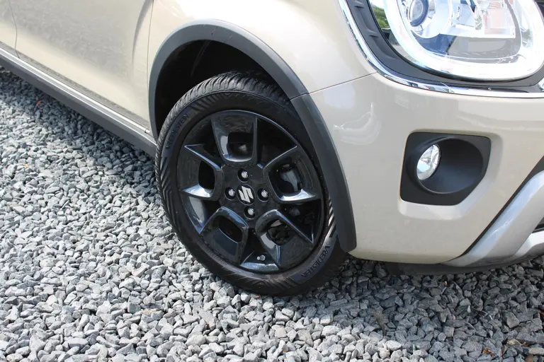 Suzuki Ignis 1.2 Smart Hybrid Style, Automaat , Parkeersensoren, Cruise-Control en ORG NL Auto!! afbeelding 6