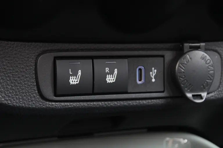 Toyota Aygo X 1.0 VVT-i S-CVT Pulse Automaat Adaptieve Cruise Control, Carplay/Android Auto, Achteruitrijcamera, Airco afbeelding 20