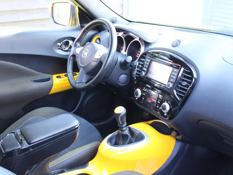 Nissan Juke N-Line 1.2 DIG-T 115PK Navigatie, Achteruitrijcamera, Keyless, Cruise Control, Climate Control, Alcantara afbeelding 15