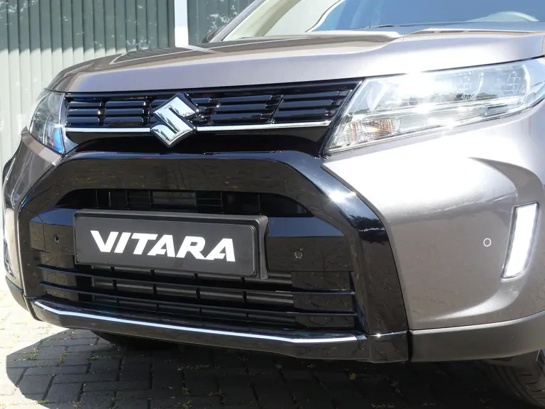 Suzuki Vitara Style 6 Jaar fabrieksgarantie! Nieuw uit voorraad leverbaar! afbeelding 30