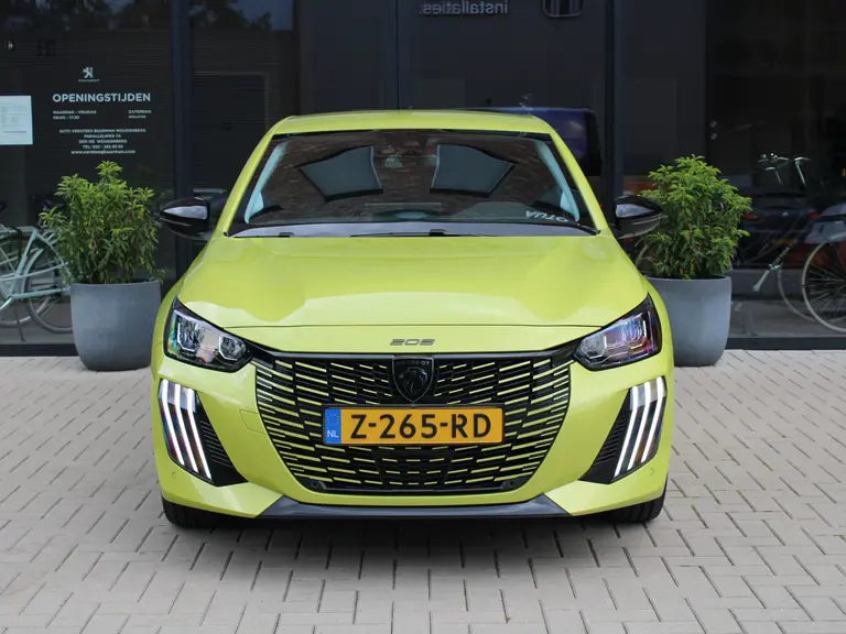 Peugeot 208 Hybrid 100PK e-DCS6 Allure Automaat Navigatie, Camera achter, Stoelverwarming afbeelding 3