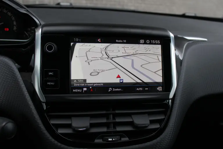Peugeot 208 1.2 PureTech Allure afbeelding 20