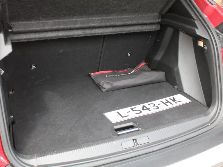 Peugeot 2008 1.2 PureTech Allure Camera, Trekhaak, Navigatie afbeelding 27