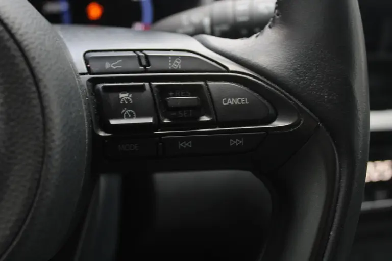 Toyota Yaris Cross 1.5 Hybrid Adventure Trekhaak, JBL Audio, Head-up Display, Elektrische Achterklep, Stuur- en Stoelverwarming afbeelding 29