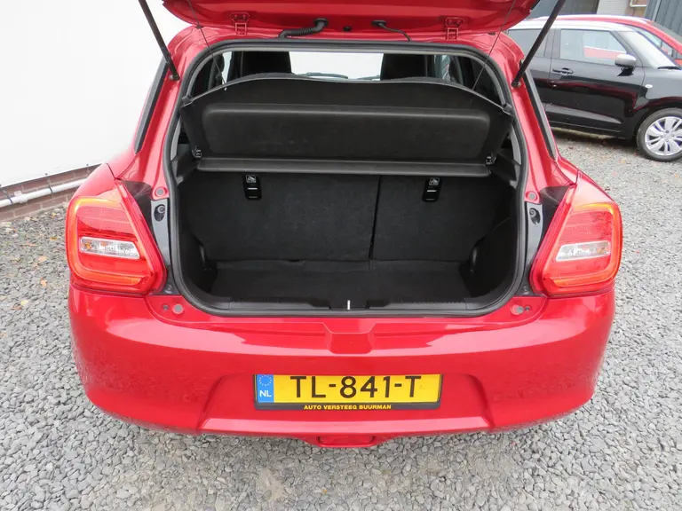 Suzuki Swift 1.2 Stijl Smart Hybrid, Style,Stijl, Navi, Keyless, Achteruitrijcamers en Climate Control afbeelding 12