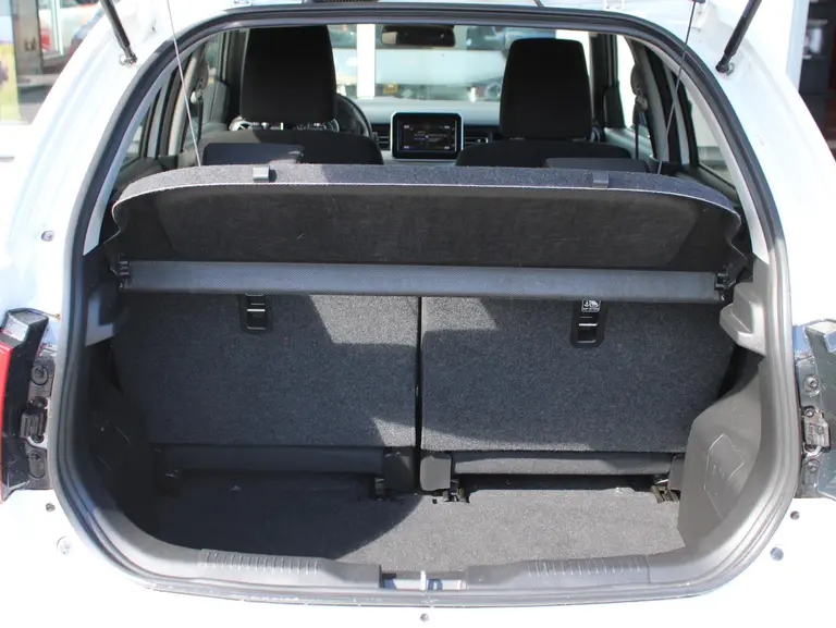 Suzuki Ignis 1.2 Smart Hybrid Stijl Trekhaak, Allseasonbanden, Cruise control, Climate control, Parkeercamera, Multimediasysteem afbeelding 22