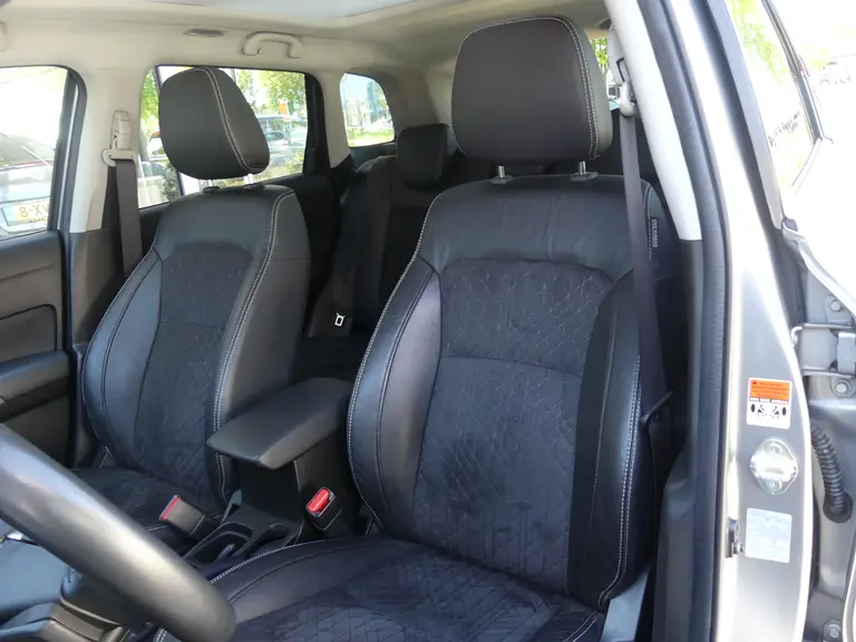 Suzuki Vitara 1.5 Hybrid Style Automaat, Panoramadak, Navigatie afbeelding 9