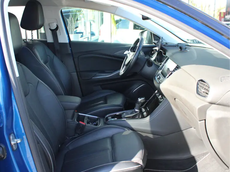 Opel Grandland X 1.2 Turbo Innovation + Apple carplay/Android auto I Stoel+stuur verwarming I Leder I Navigatie I Elektrische achterklep I afbeelding 8