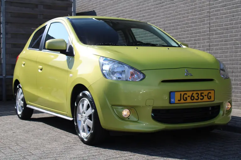 Mitsubishi Space Star 1.0 Bright Elektr. ramen, Start/stop, 14'' inch LM velgen, ClimateControl, Privacy Glass afbeelding 22