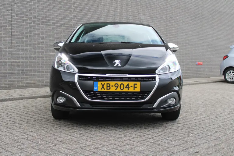 Peugeot 208 1.2 PureTech Allure afbeelding 6