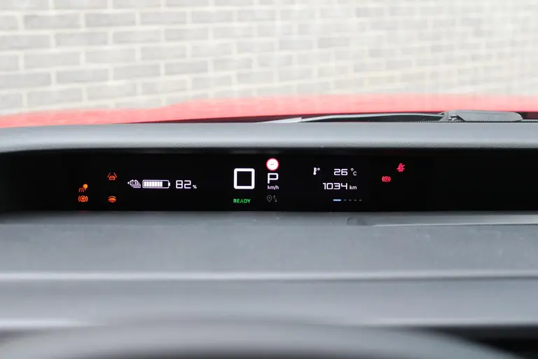 Citroën ë-C3 Max 113pk 44 kWh Automaat, Navigatie, Airco, Applecarpl./Andr. Auto, draadloos laden, achteruitrijcamera afbeelding 18