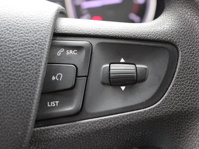 Peugeot Expert Premium Pack 2.0 BlueHDI 120PK 231C Navigatie, Parkeersensoren Achter, Cruise Control, Airco, Bluetooth, Grip Control afbeelding 18